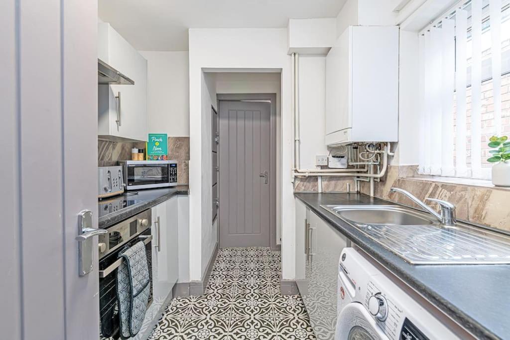 3 Bedroom Holiday House Liverpool Esterno foto